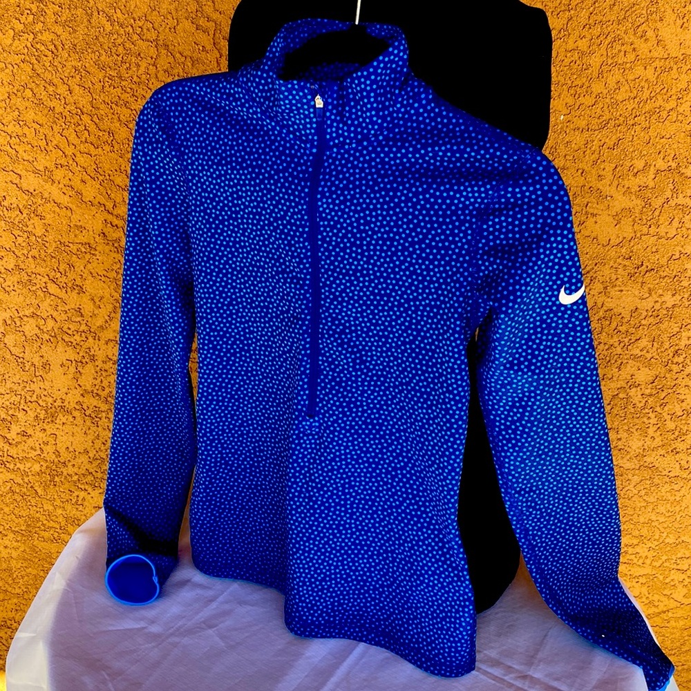 Nike pro dry fit extra small